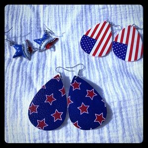 Festive Holiday Earrings!